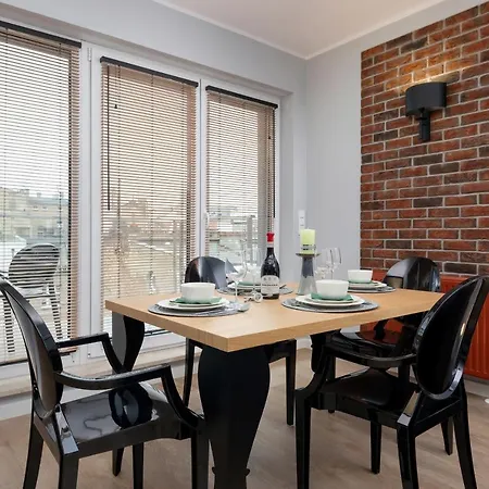 Exclusive Mostowa By Renters Prestige Apartman *