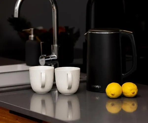 Exclusive Mostowa By Renters Prestige Lägenhet