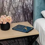Exclusive Mostowa By Renters Prestige