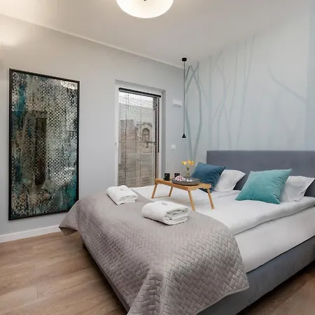 Exclusive Mostowa By Renters Prestige شقة *