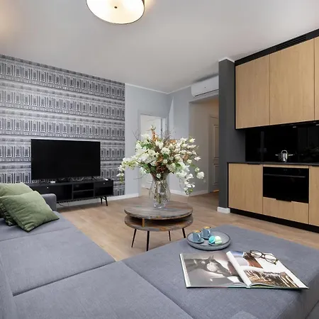 Exclusive Mostowa By Renters Prestige شقة *